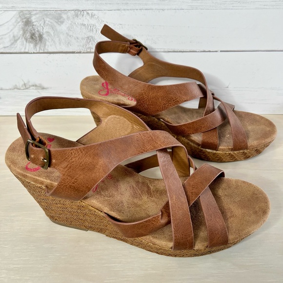 Jellypop Wedge Sandals - Picture 2 of 6